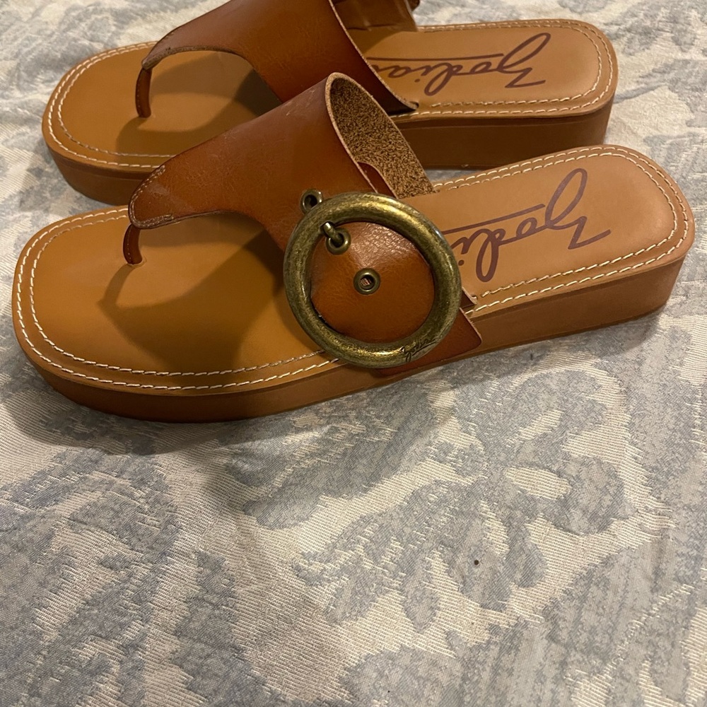 Zodiac Brown Sandals with Gold Buckle